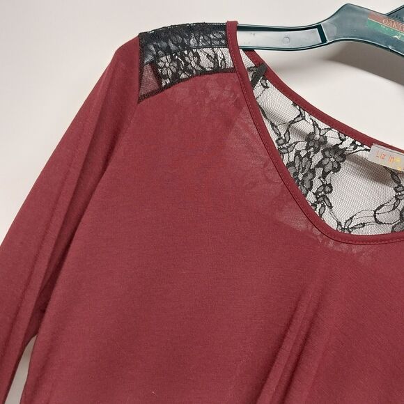 Liz in LA Maroon Long Sleeve XL Shirt Lace Shoulders And Back V-Neck Pullover - Picture 4 of 9